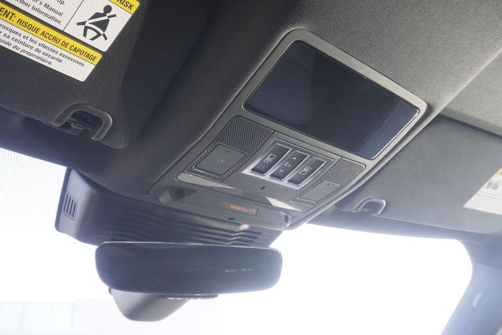 used 2024 Land Rover Discovery car, priced at $60,658