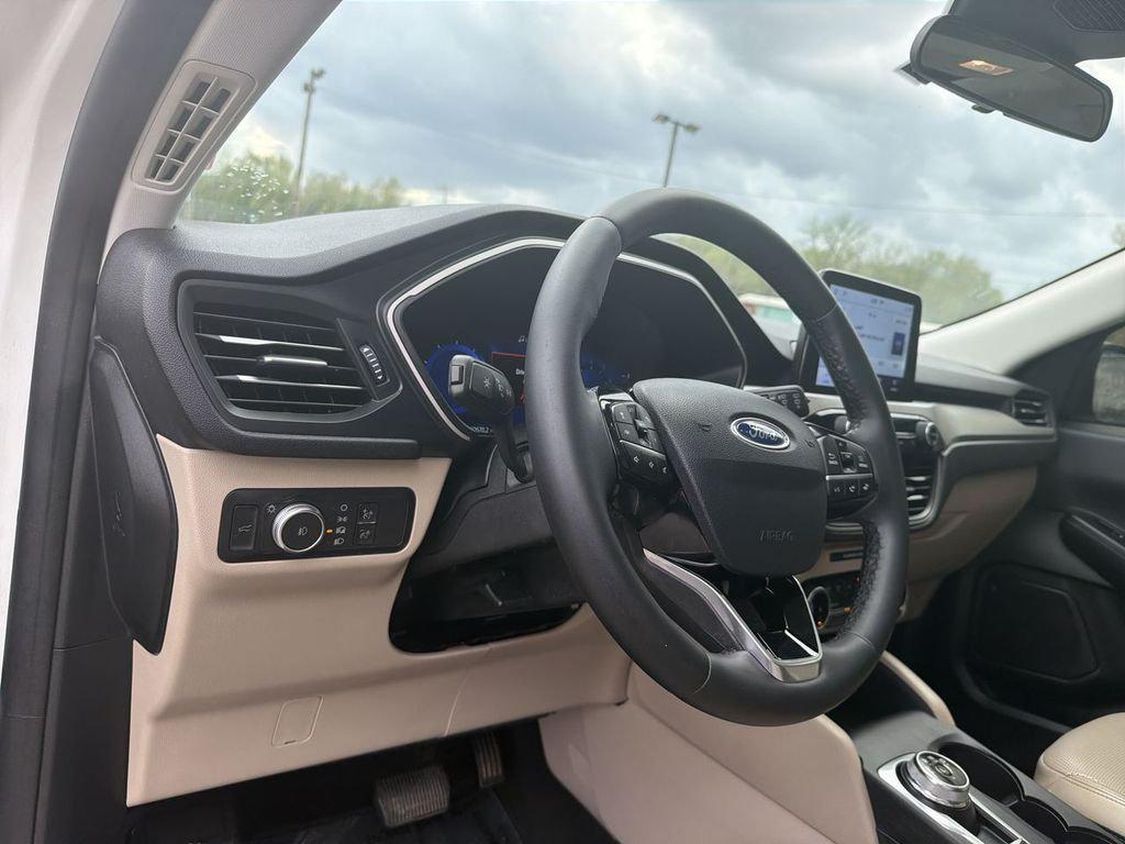 used 2022 Ford Escape car, priced at $19,454