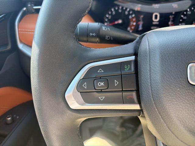 used 2024 Jeep Compass car, priced at $25,289