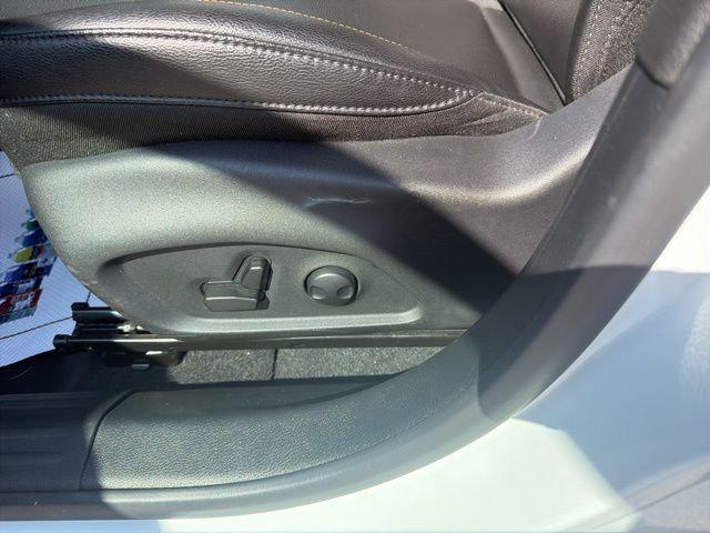 used 2024 Jeep Compass car, priced at $25,289