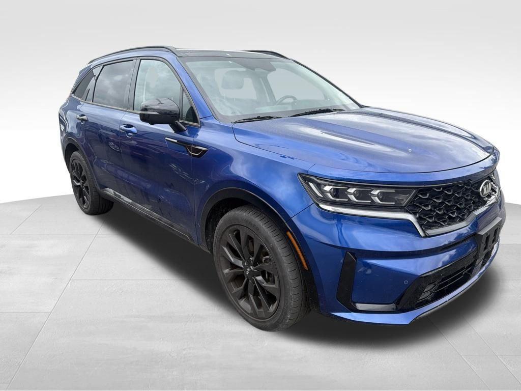 used 2021 Kia Sorento car, priced at $23,015