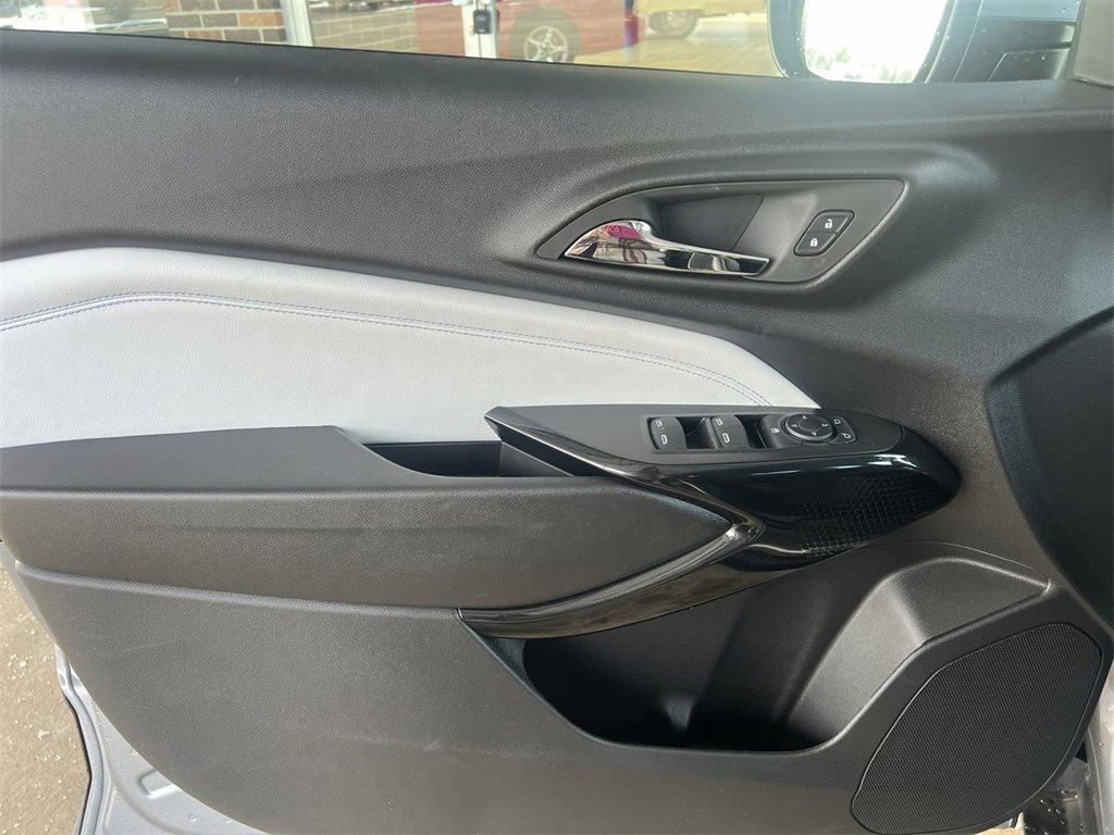 new 2026 Chevrolet Trax car, priced at $25,885