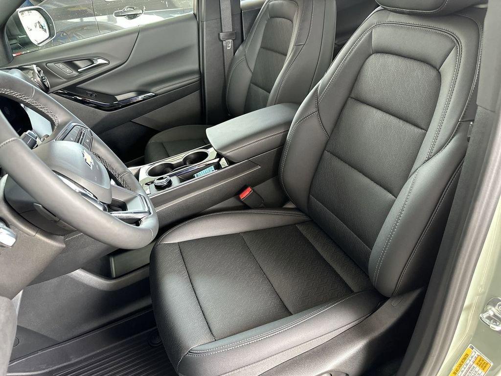 new 2026 Chevrolet Equinox car, priced at $31,978