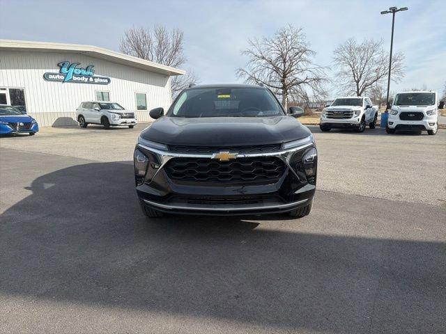used 2025 Chevrolet Trax car, priced at $21,977