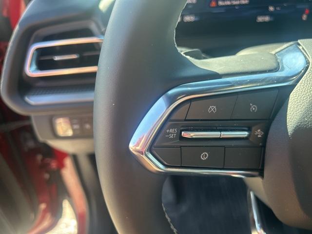 used 2025 Chevrolet Traverse car, priced at $37,995