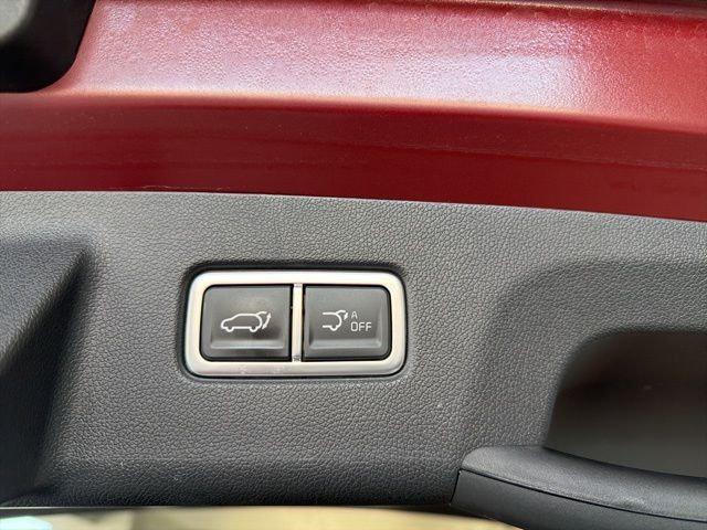 used 2024 Kia Sorento car, priced at $37,589
