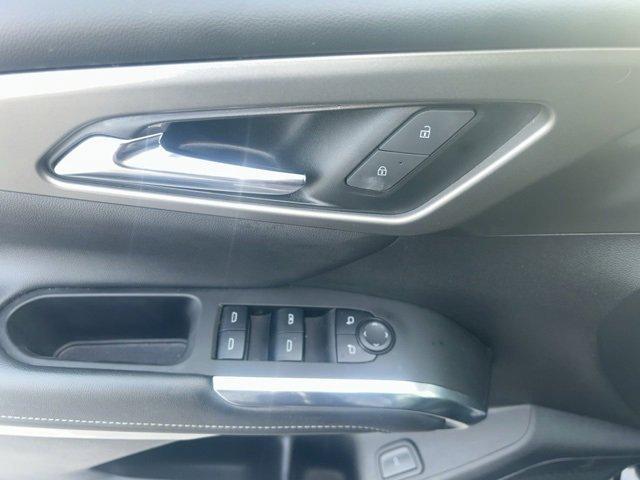 used 2025 Chevrolet Traverse car, priced at $34,566