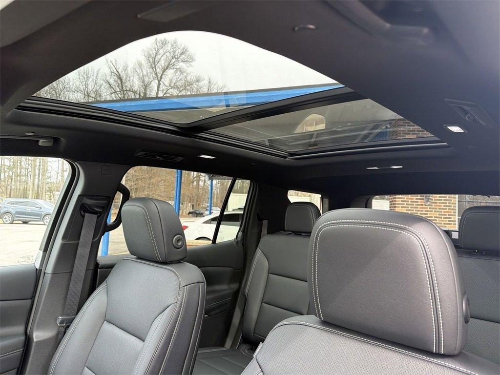 new 2026 Chevrolet Traverse car, priced at $44,767