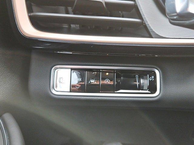 new 2025 Buick Envision car, priced at $37,574