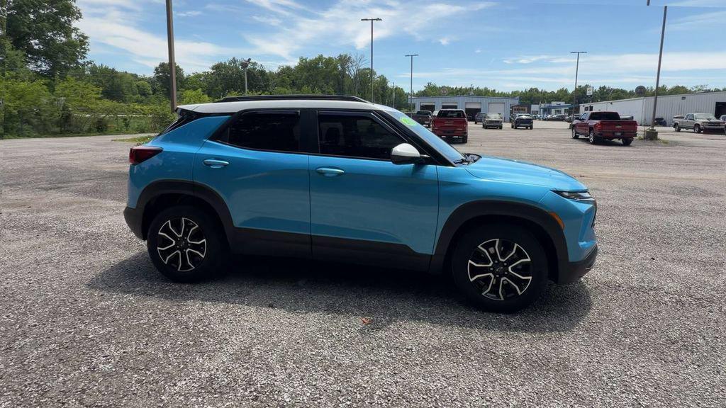 used 2025 Chevrolet TrailBlazer car, priced at $25,728
