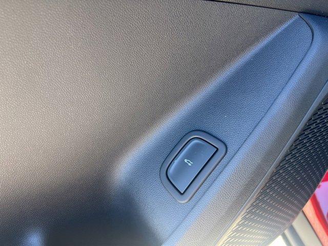 new 2026 Chevrolet Traverse car, priced at $42,129