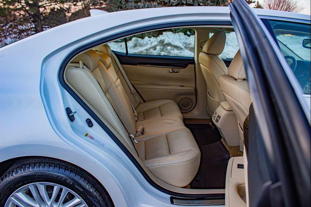 used 2015 Lexus ES 350 car, priced at $17,499