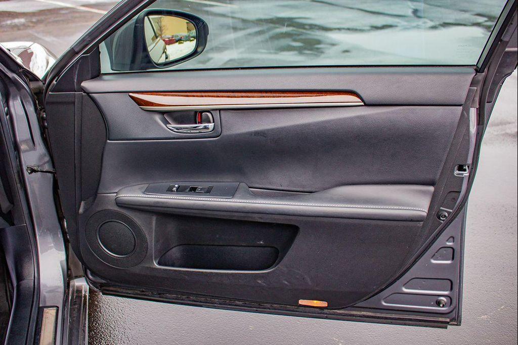 used 2013 Lexus ES 350 car, priced at $16,499