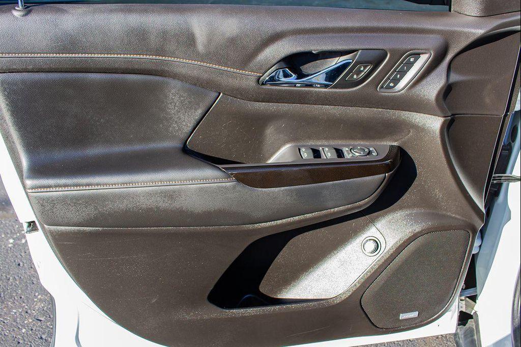 used 2021 GMC Acadia car, priced at $24,685