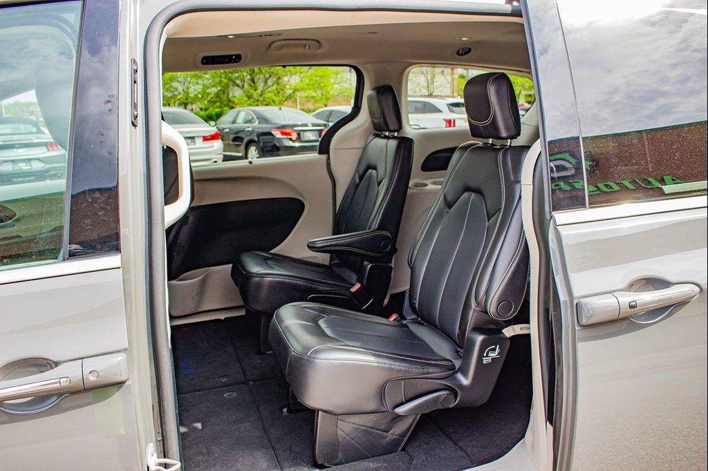 used 2023 Chrysler Pacifica car, priced at $26,887