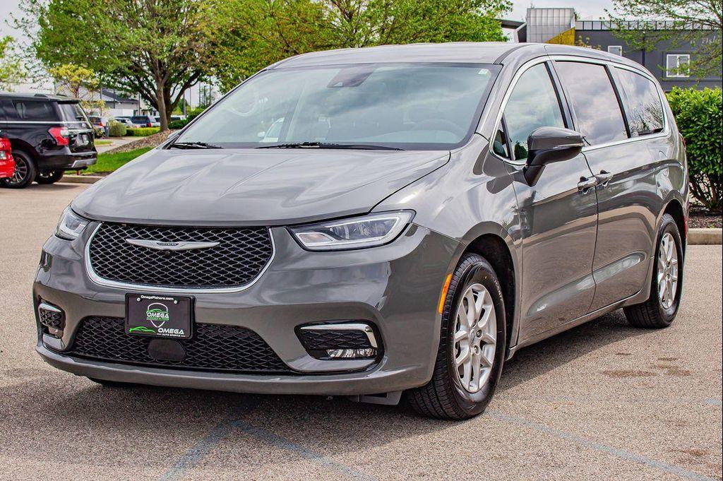 used 2023 Chrysler Pacifica car, priced at $26,887