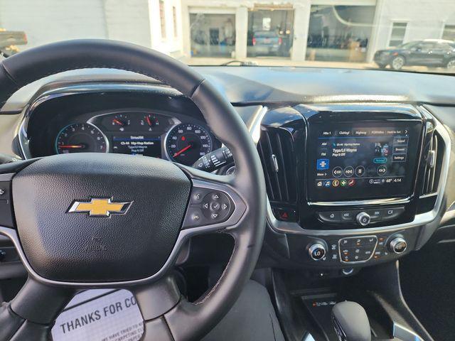 used 2023 Chevrolet Traverse car, priced at $29,888