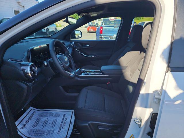new 2026 Chevrolet Equinox car, priced at $30,043