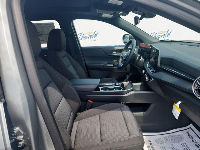 new 2026 Chevrolet Equinox car, priced at $30,034