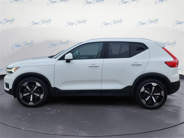 used 2019 Volvo XC40 car, priced at $16,275