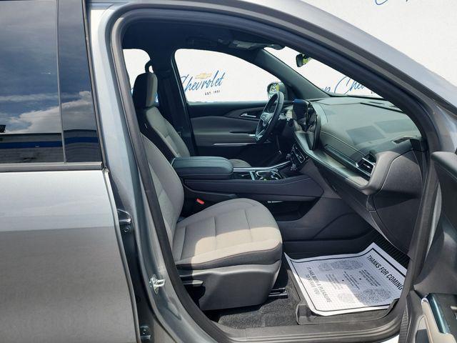 used 2024 Chevrolet Traverse car, priced at $39,431