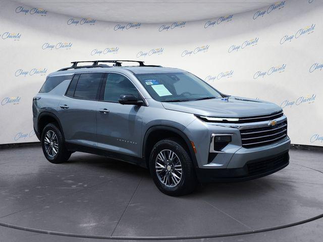 used 2024 Chevrolet Traverse car, priced at $39,431