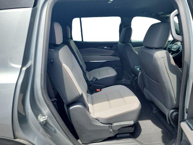 used 2024 Chevrolet Traverse car, priced at $39,431