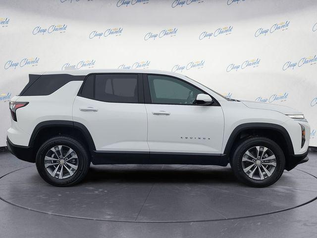 new 2026 Chevrolet Equinox car, priced at $28,244