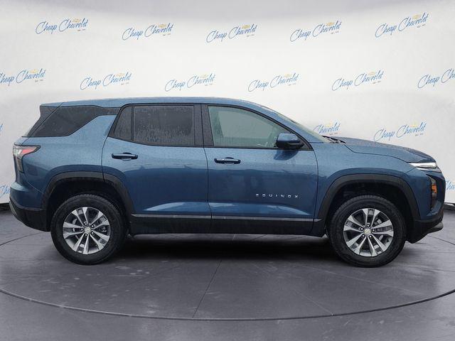 new 2026 Chevrolet Equinox car, priced at $28,034