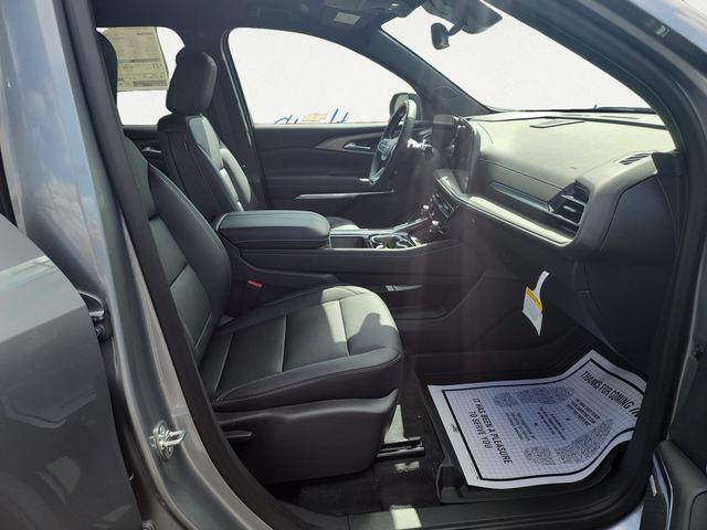 new 2026 Chevrolet Traverse car, priced at $55,048