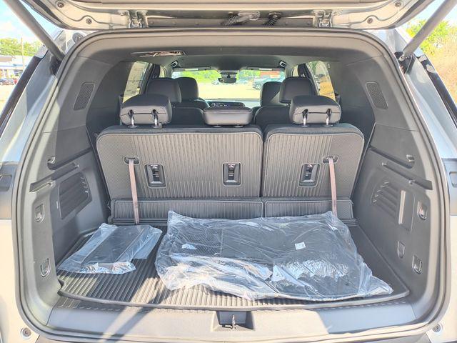 new 2026 Chevrolet Traverse car, priced at $49,294