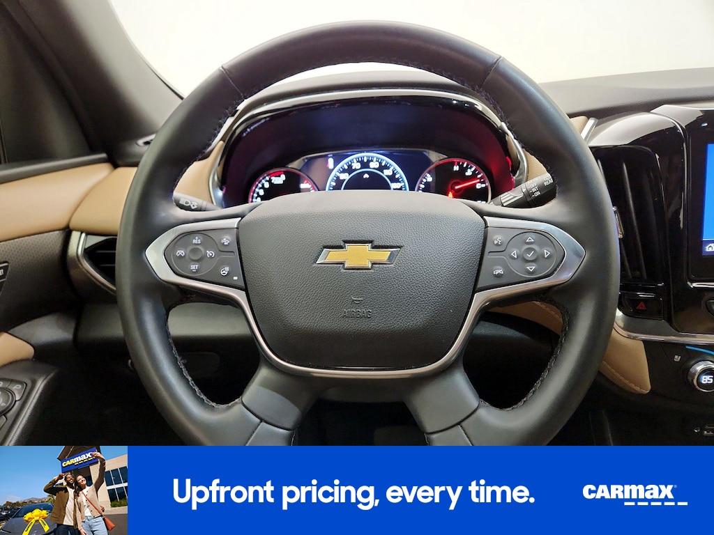 used 2023 Chevrolet Traverse car, priced at $28,998