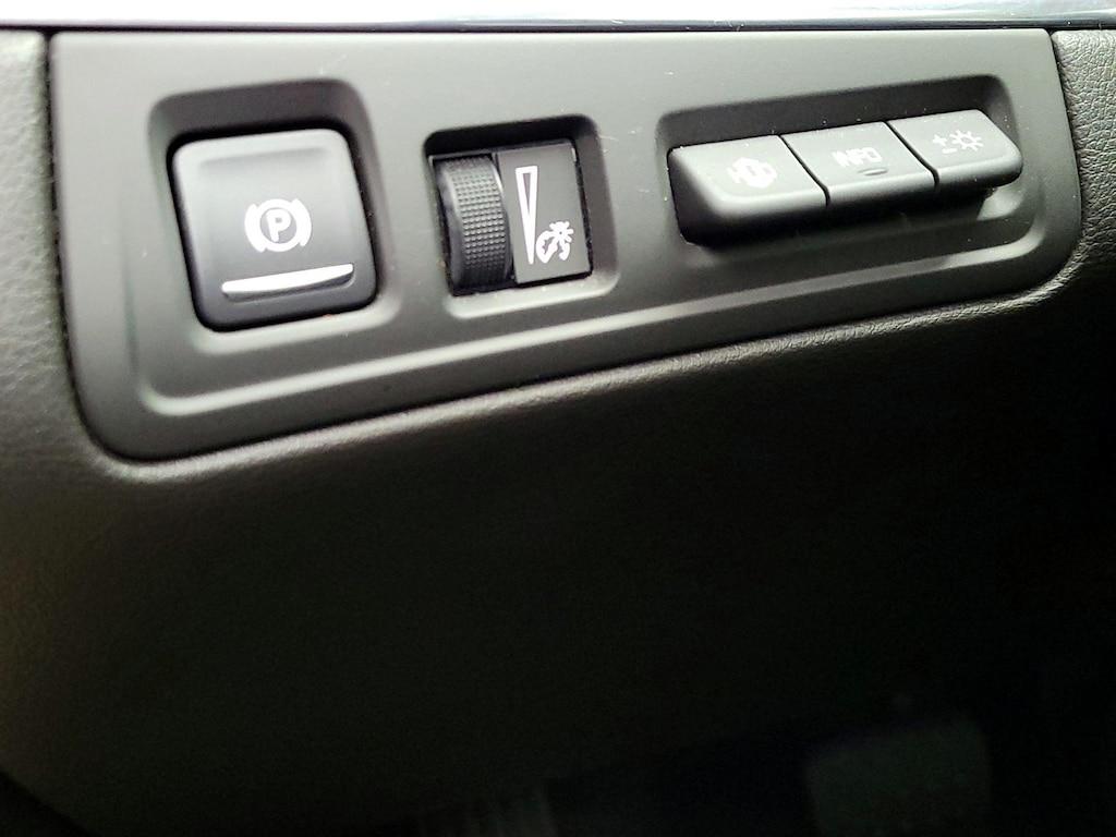 used 2019 Cadillac XT5 car, priced at $28,998