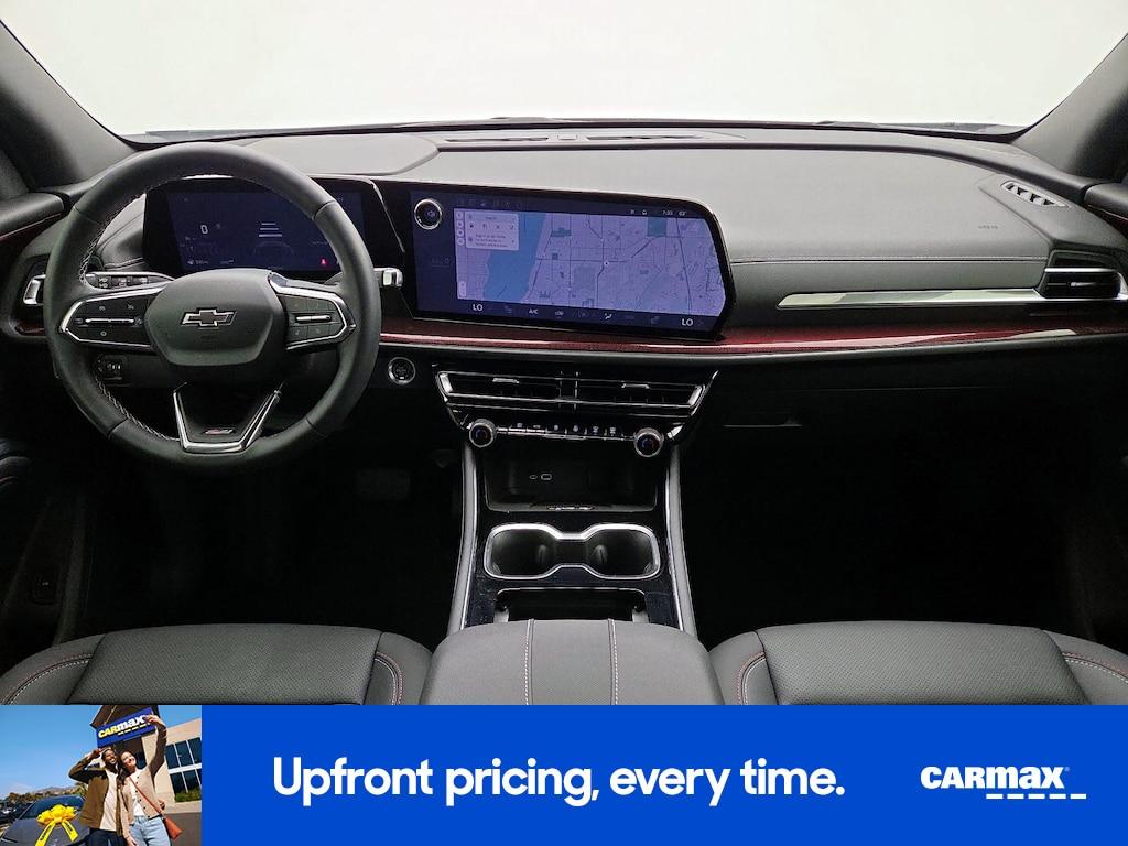 used 2025 Chevrolet Traverse car, priced at $45,998