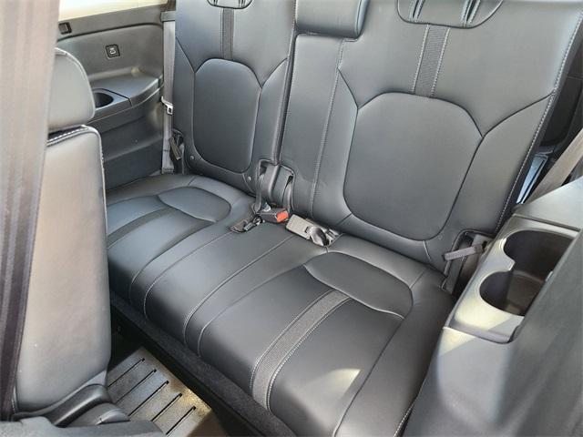 2023 Gray Honda Pilot
