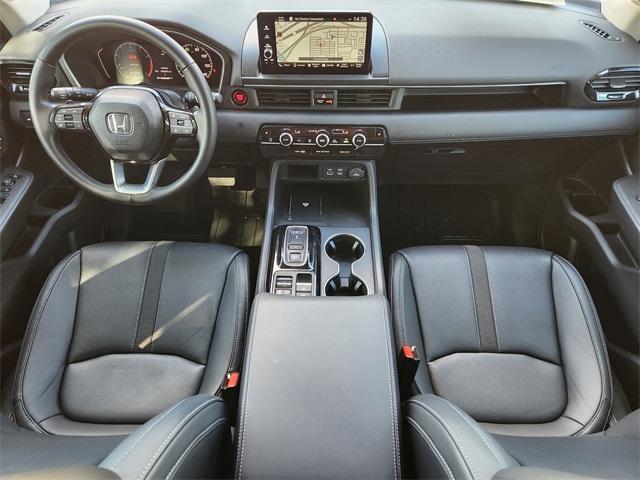 2023 Gray Honda Pilot