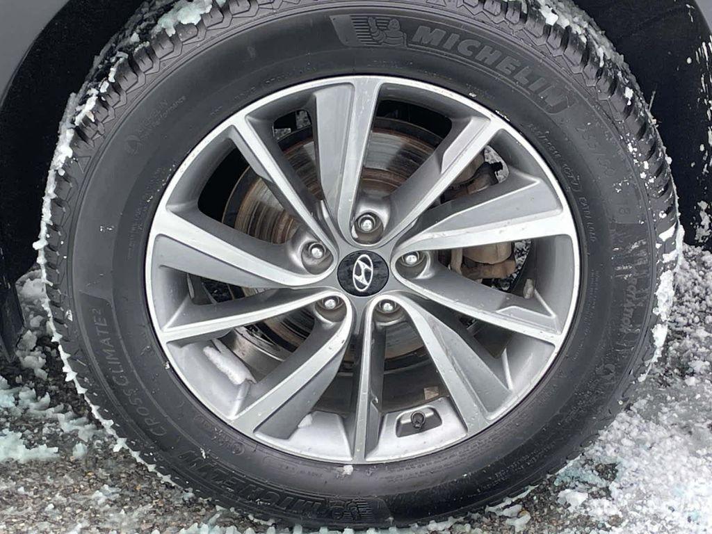 used 2020 Hyundai Santa Fe car, priced at $15,963