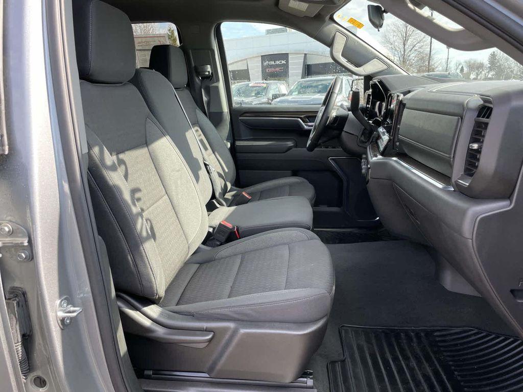 used 2025 Chevrolet Silverado 1500 car, priced at $40,468