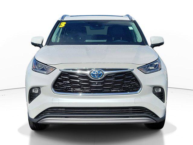 used 2023 Toyota Highlander Hybrid car, priced at $32,297