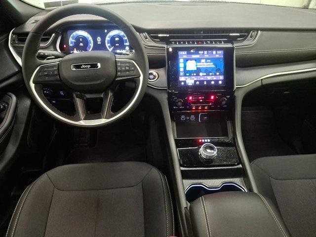 used 2025 Jeep Grand Cherokee car, priced at $32,700