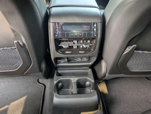 new 2025 Jeep Grand Cherokee L car, priced at $52,260