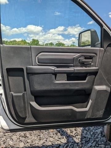 new 2024 Ram 2500 car, priced at $45,142