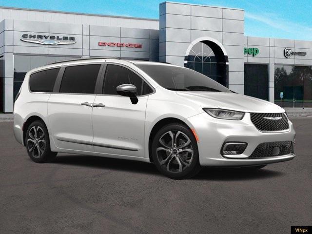 new 2025 Chrysler Pacifica car