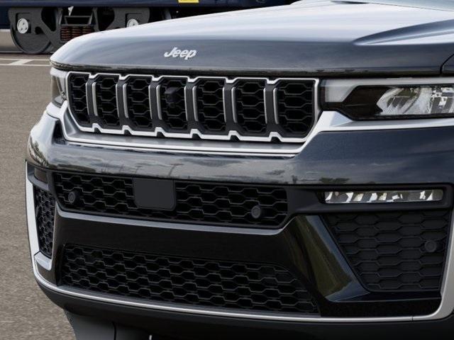 new 2026 Jeep Grand Cherokee car, priced at $53,725