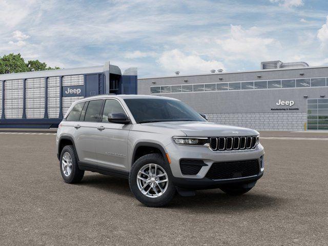 new 2026 Jeep Grand Cherokee car, priced at $41,605