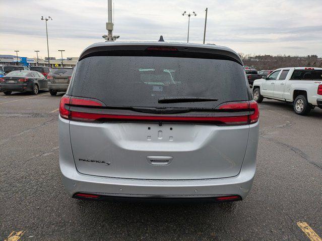 new 2026 Chrysler Pacifica car, priced at $44,406