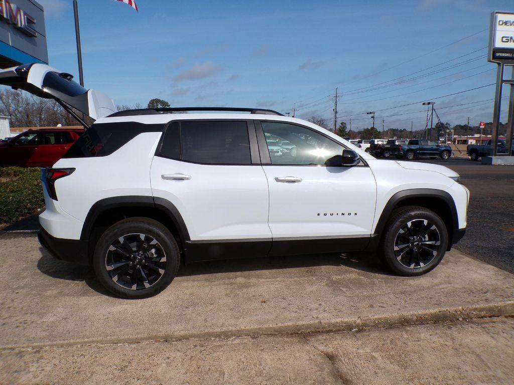 new 2026 Chevrolet Equinox car, priced at $36,590