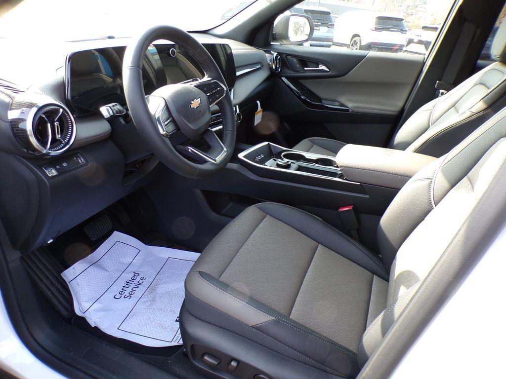 new 2026 Chevrolet Equinox car, priced at $35,585