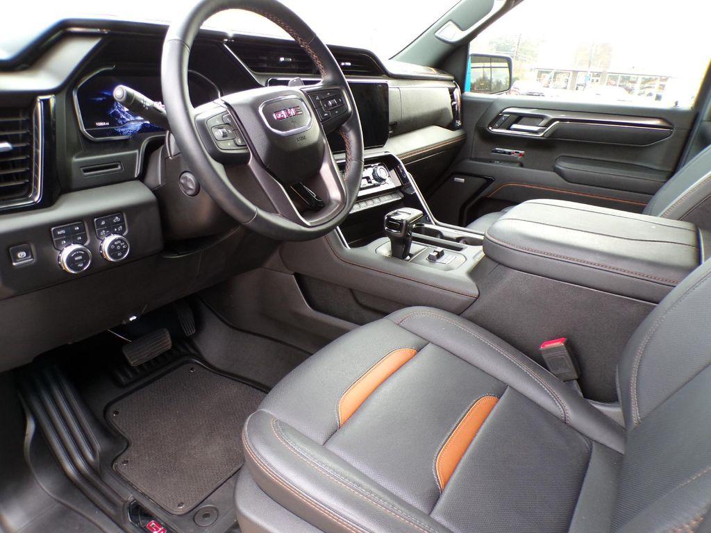 new 2025 GMC Sierra 1500 car, priced at $70,436