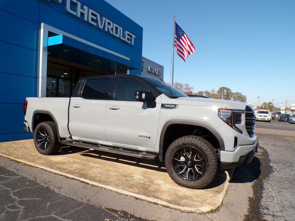 new 2025 GMC Sierra 1500 car, priced at $70,436